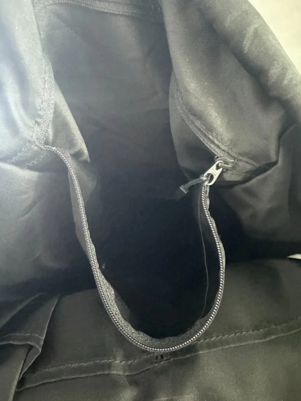 Lululemon Command The Day Backpack *24L in Black
